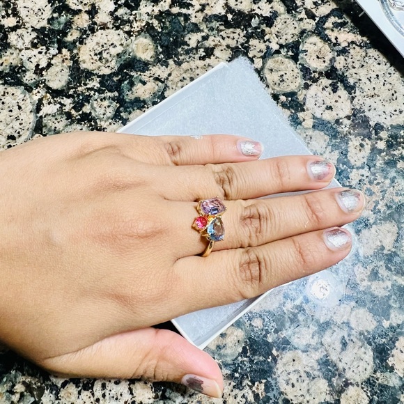 Ring - Picture 3 of 3